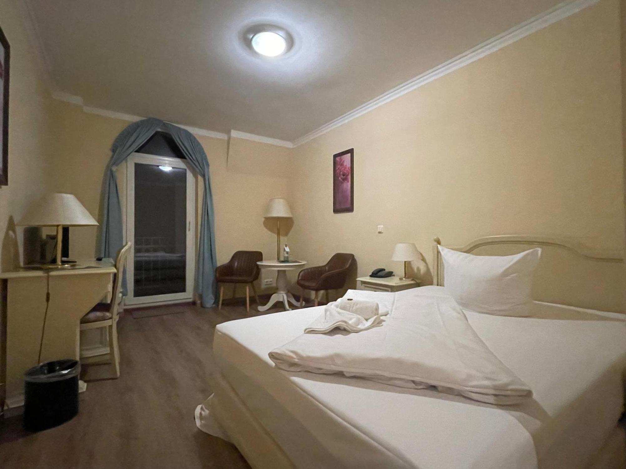 Hotel Bellevue Warnemuende รอสต็อค ภายนอก รูปภาพ